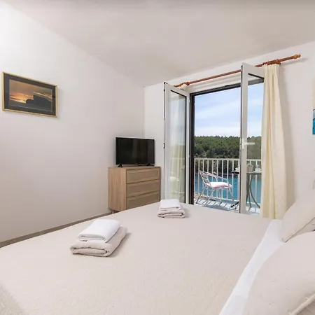 Daire Jagodna Hvar Town